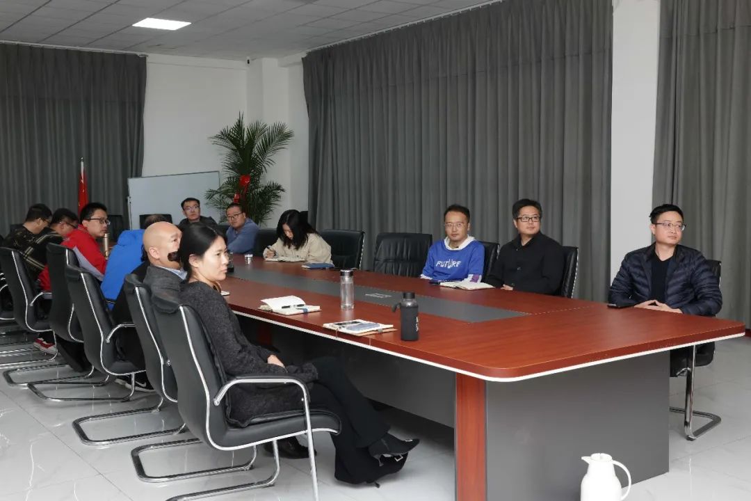【學(xué)習(xí)二十大精神】金秋盛會擘藍(lán)圖，滄州海固心向黨！